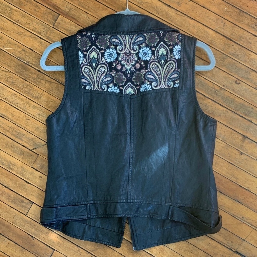 Vegan Leather Vest Embroidered Paisley Exquisite Textures